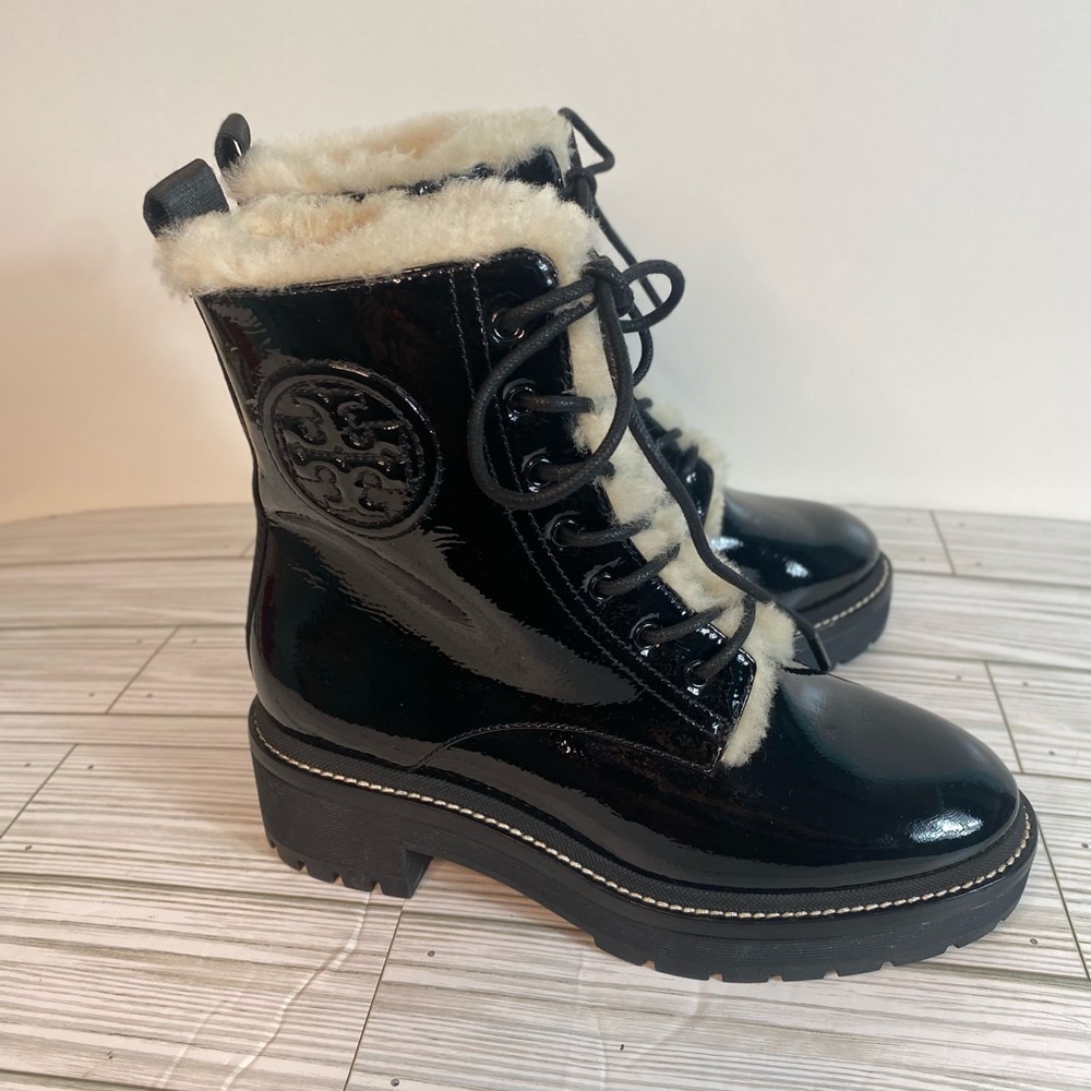 Tory Burch Miller 50mm Shearling Patent Booties size 5 NWOT - Picture 6 of 14